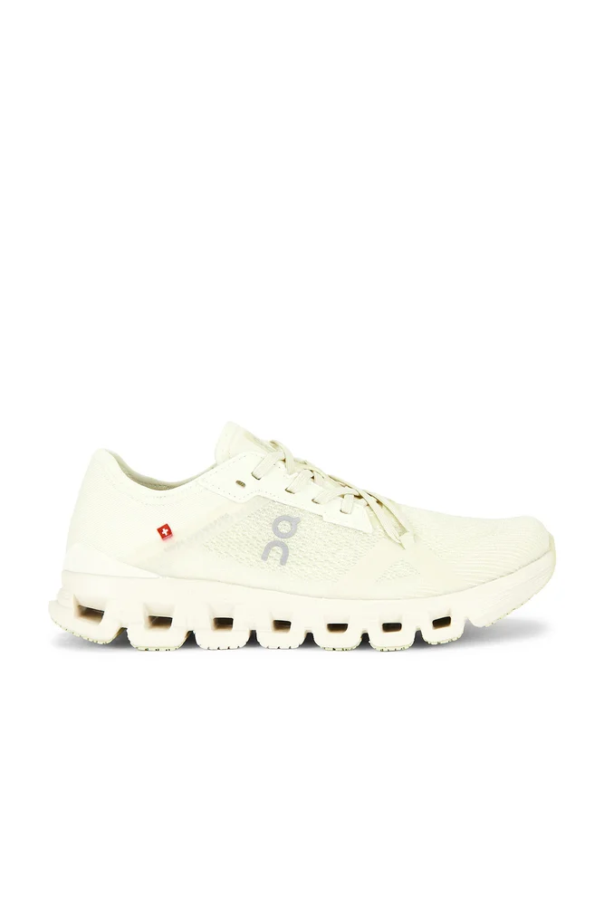 Cloud X 4 AD Sneaker
