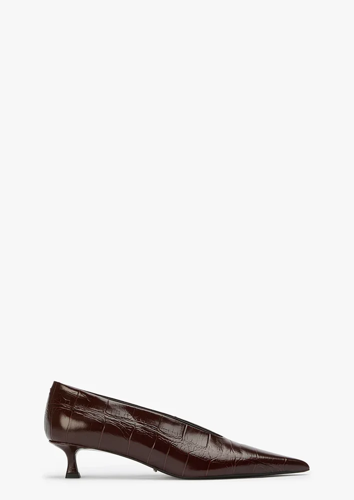 Cherry Pump in Vino Croco