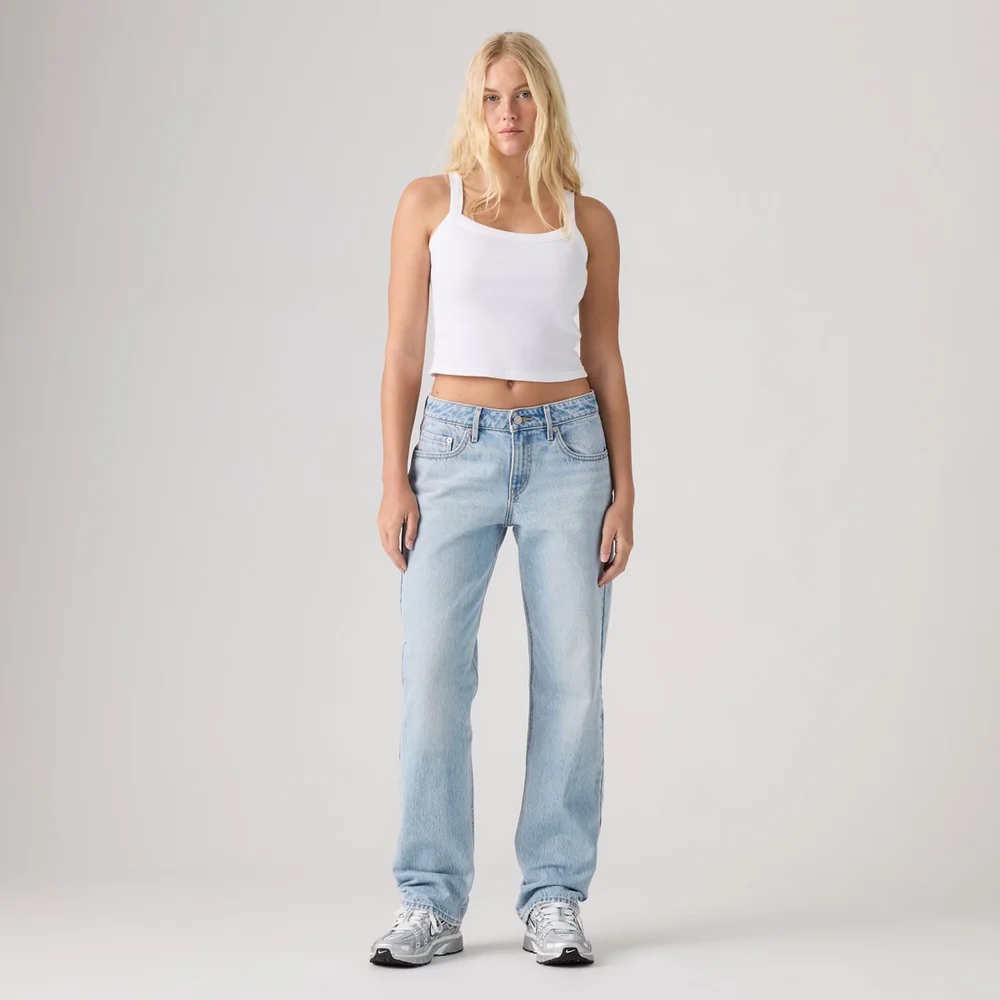 Low Straight Jeans in Blasted Stone Clean, Light Wash
