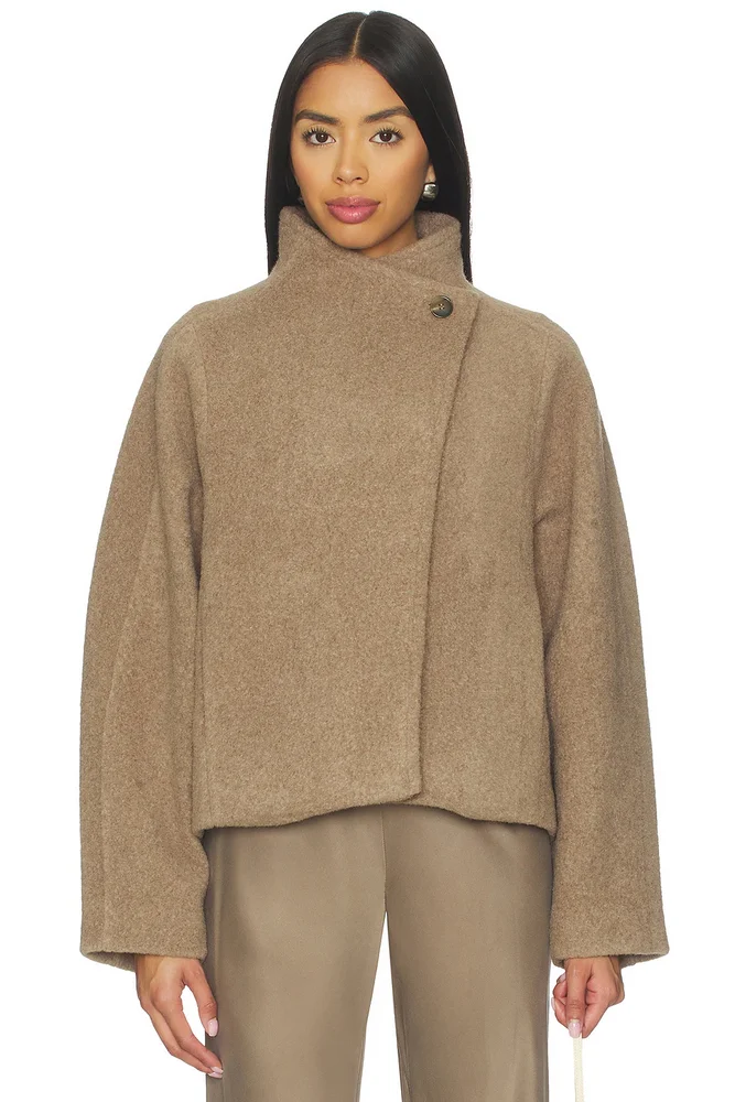 Gracyn Half Coat
