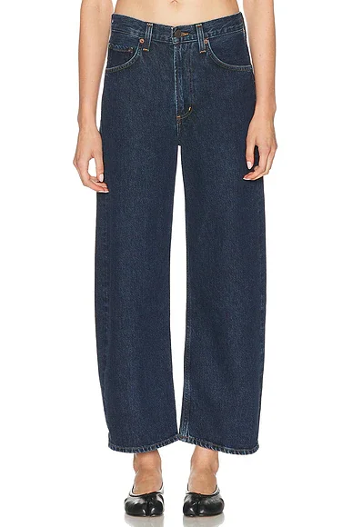 Low Curve Crop Jeans