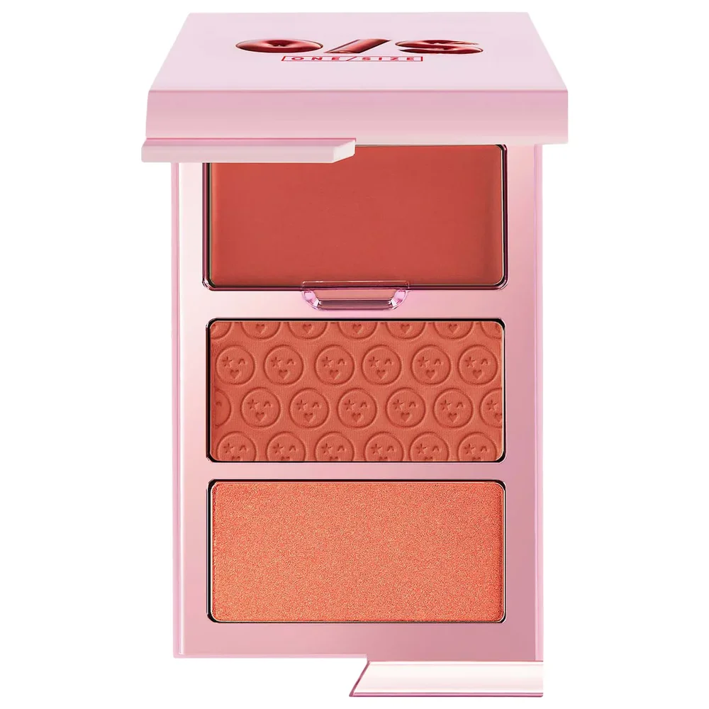 Cheek Clapper 3D Blush Trio Palette in Freaky Peach