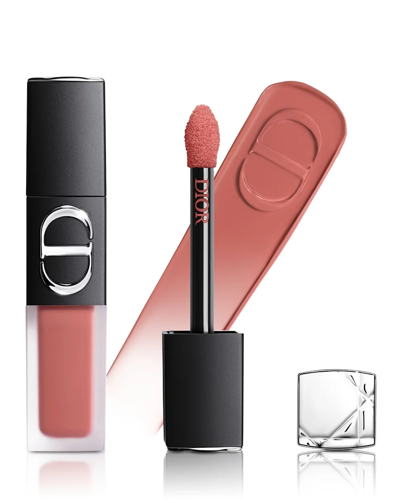 Rouge Dior on Stage Ink Blur Matte Liquid Lipstick in 122 Captivating Rose