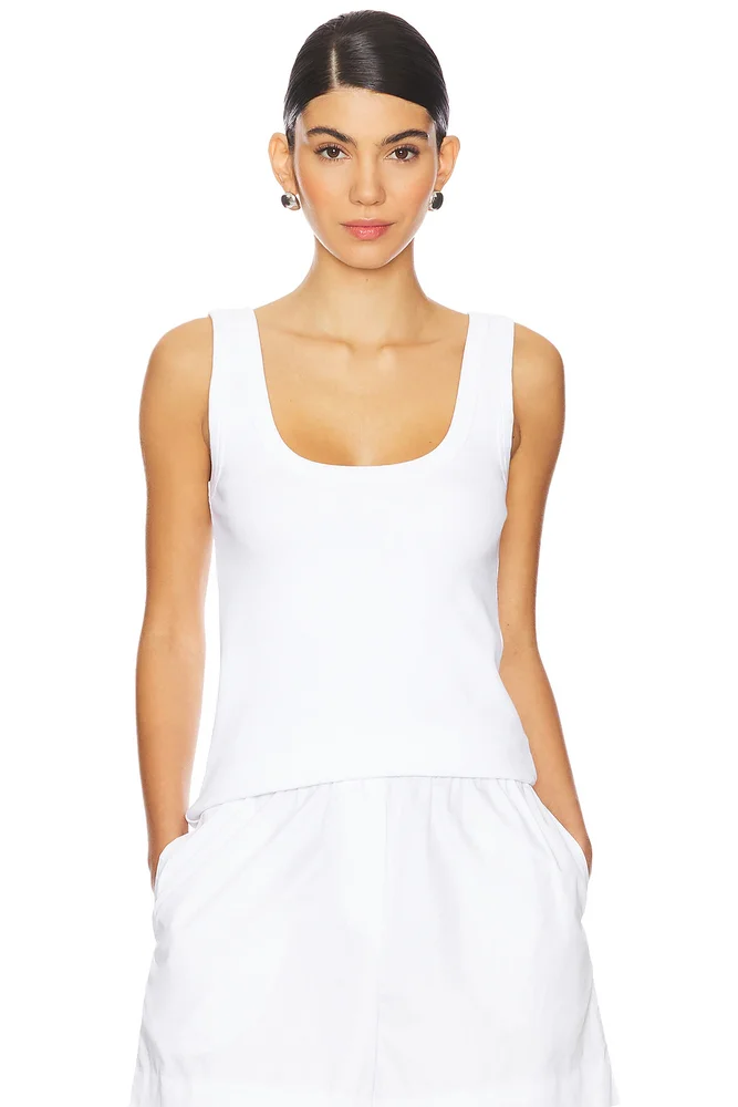 The Scoop It Up Tank