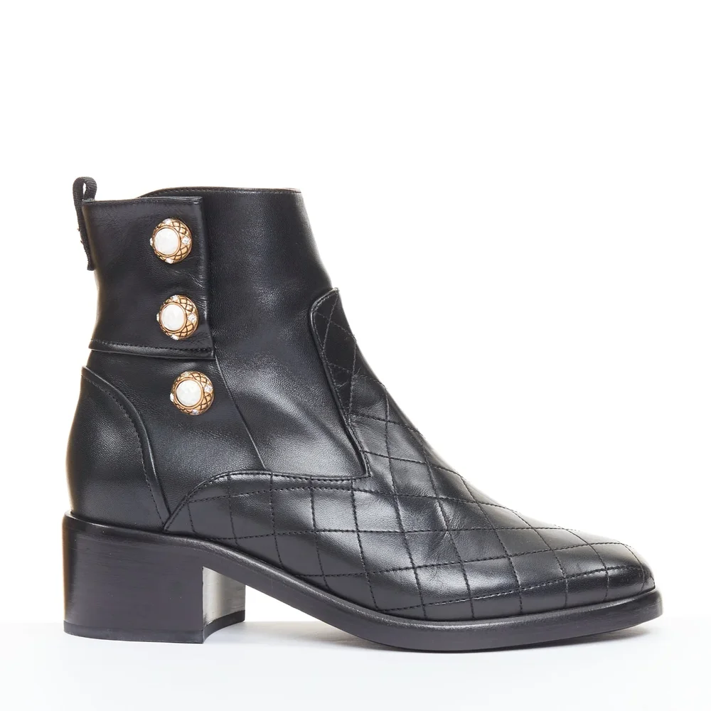 Pre-Owned Women's Quilted Lamb Ankle Boots, Size US 10.5 (FR 42)