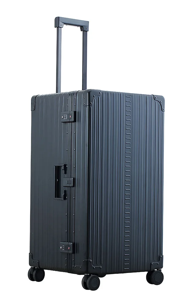 30" International Trunk Checked