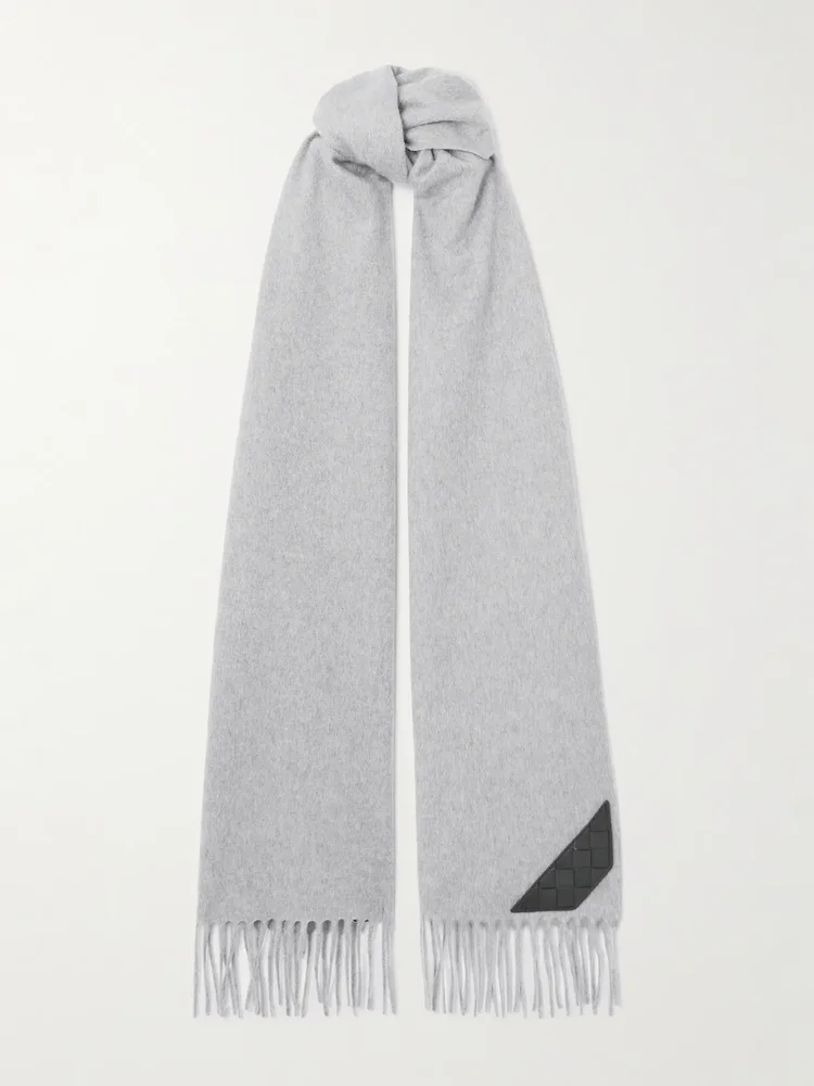 Intrecciato leather-trimmed fringed cashmere scarf