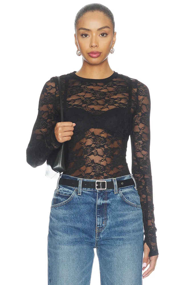 Vero Longsleeve Fitted Lace Top