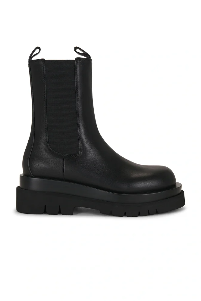 Tanked 2 Boot