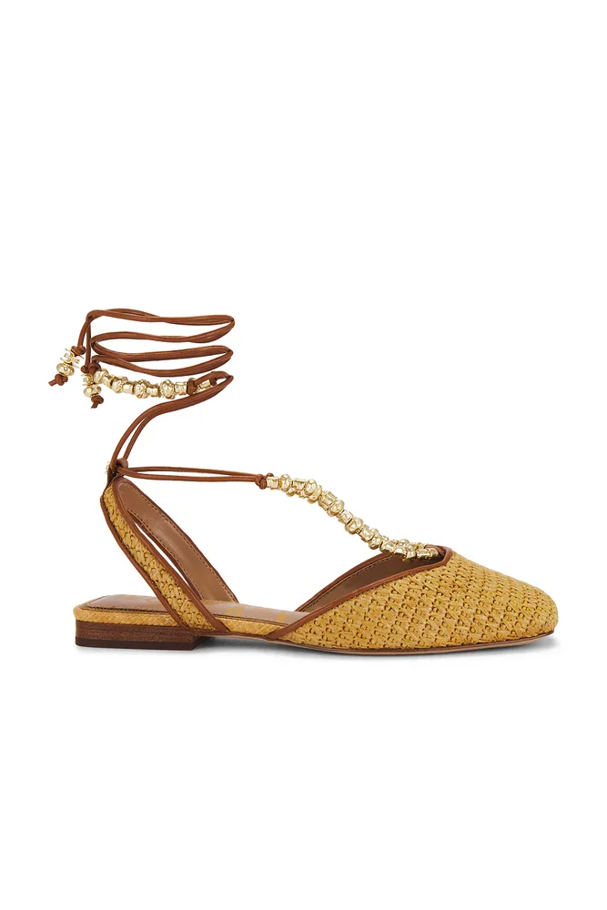 Lily Flat