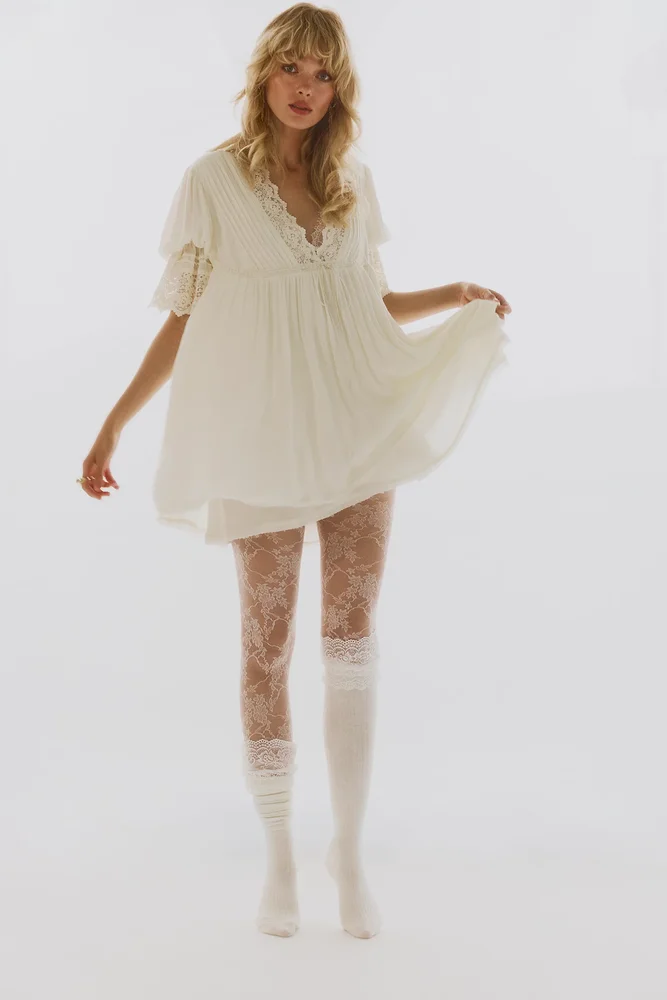 Viola Lace Over-The-Knee Socks