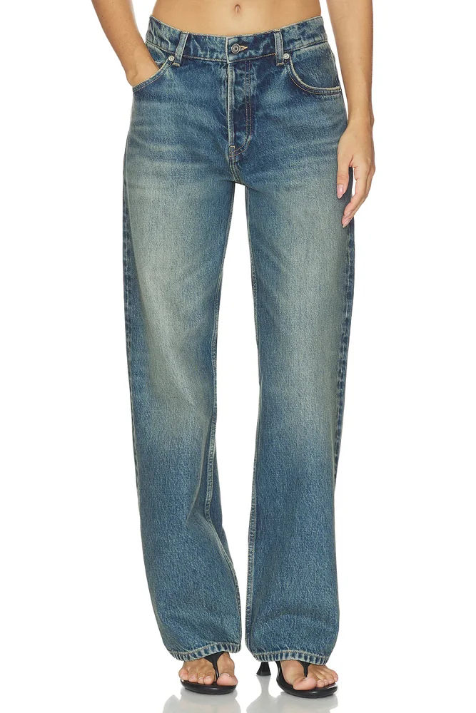 Mid Rise Baggy Jean