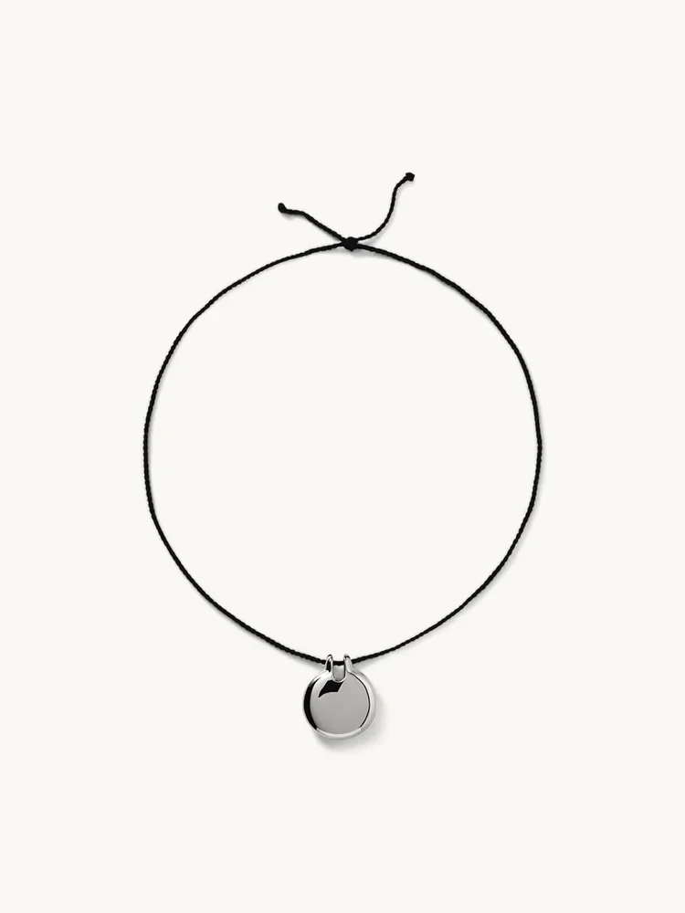 ample pendant necklace