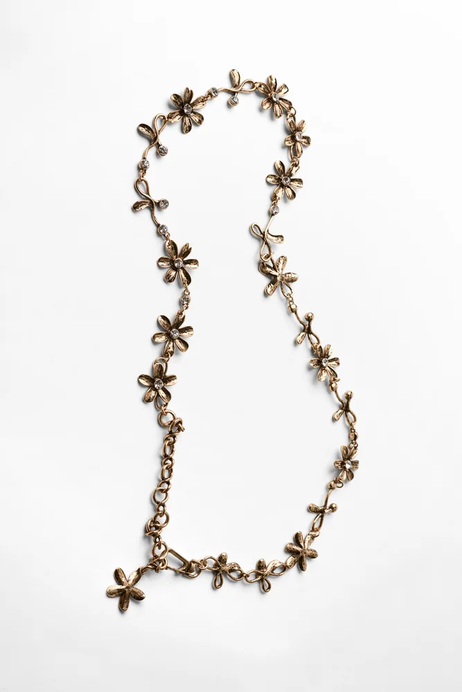 Metallic Flower Jewel Belt