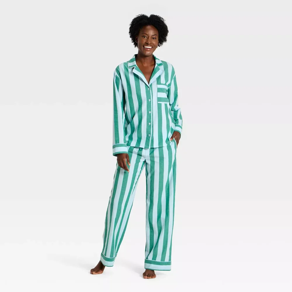 Long Sleeve Cotton Poplin Notch Collar Top and Pants Pajama Set