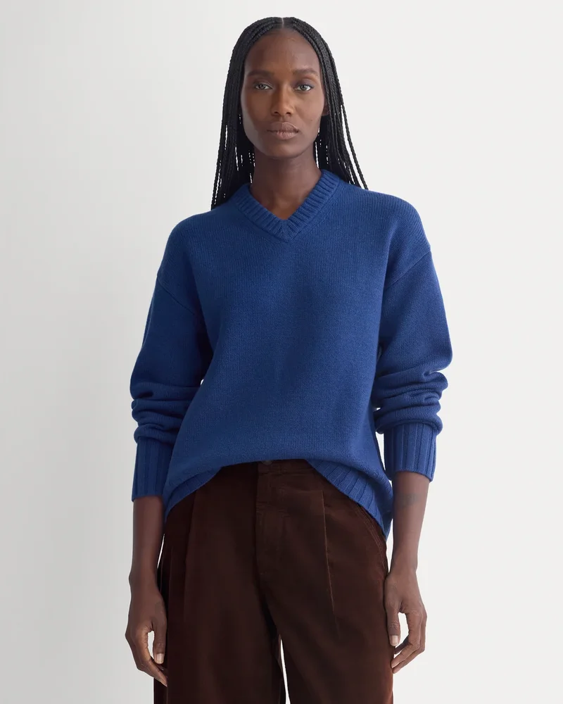 V-Neck Sweater in Extrafine Luxe Merino