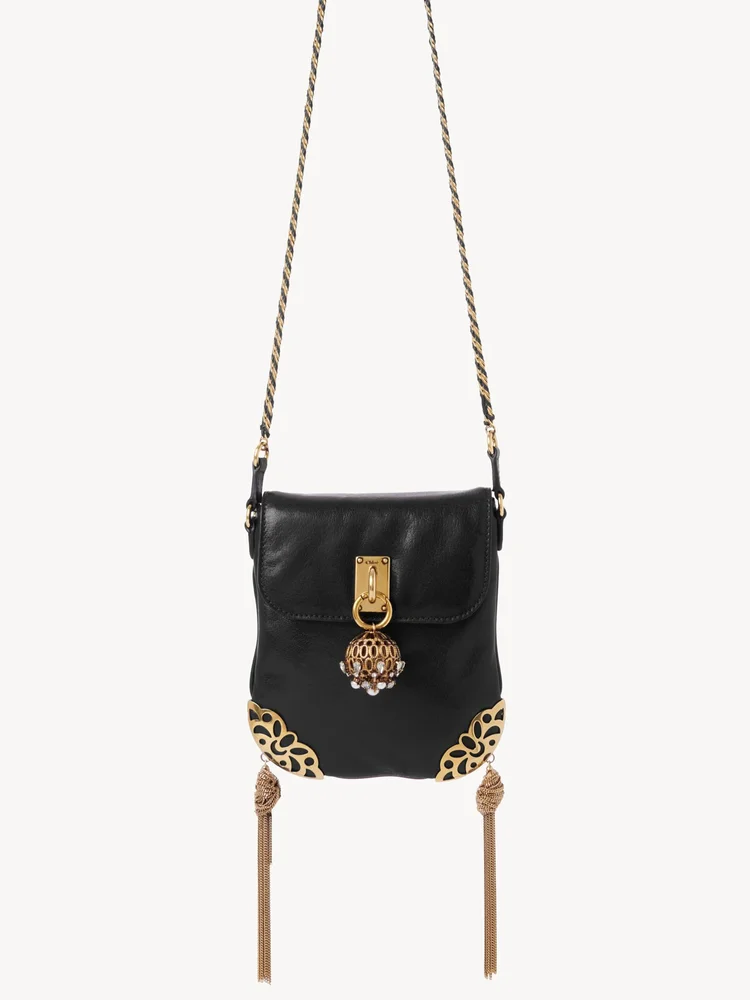 Château Treasures chain flap bag in grained leather