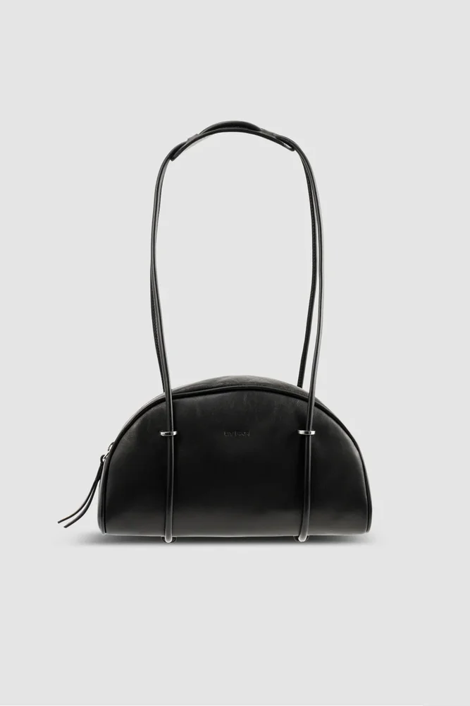 Kimberly Bowler Leather Shoulder Bag in Black