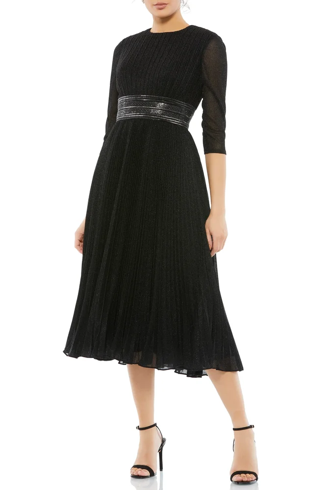 Shimmering 3/4 Sleeve A-Line Midi Dress