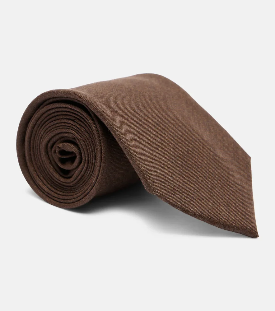 Virgin wool tie