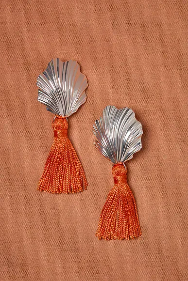 Coquille Earrings