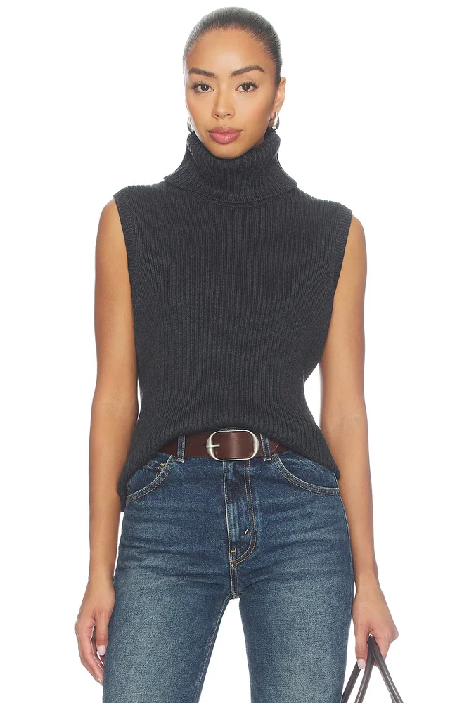 Keris Turtle Neck Vest