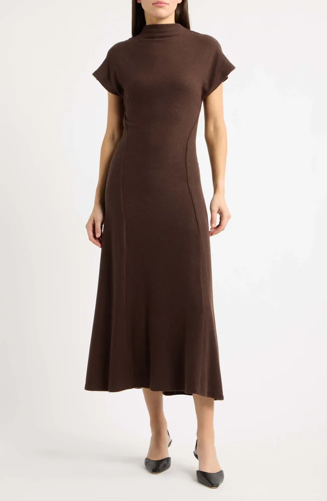 Frinn Mock Neck Maxi Dress