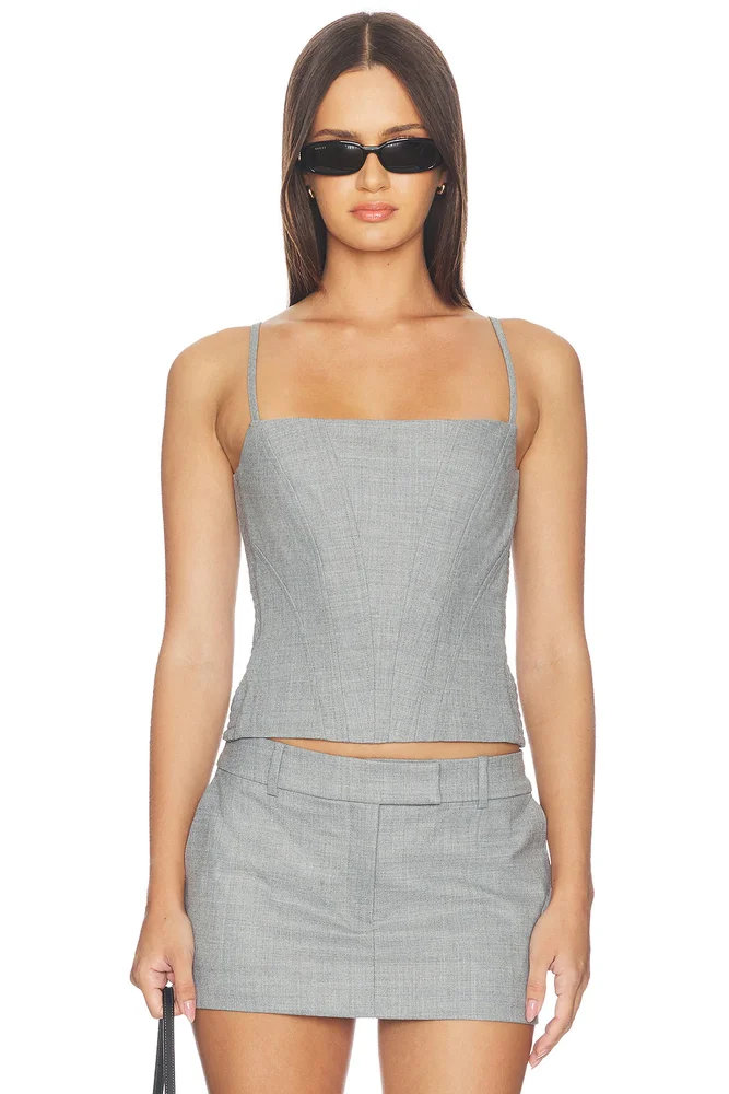 Valerie Top