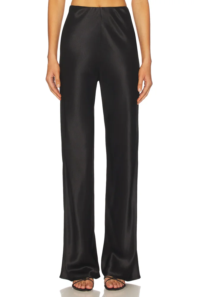 Silvi Pant
