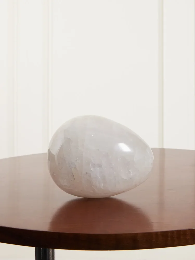 Egg quartz paperweight