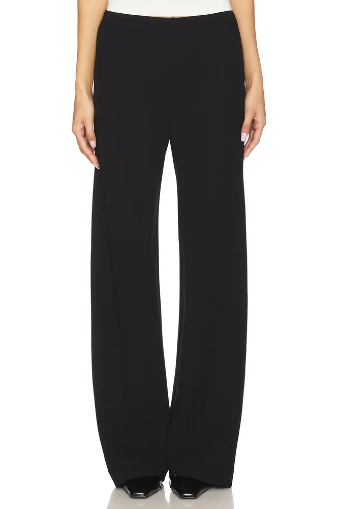 Syra Pant