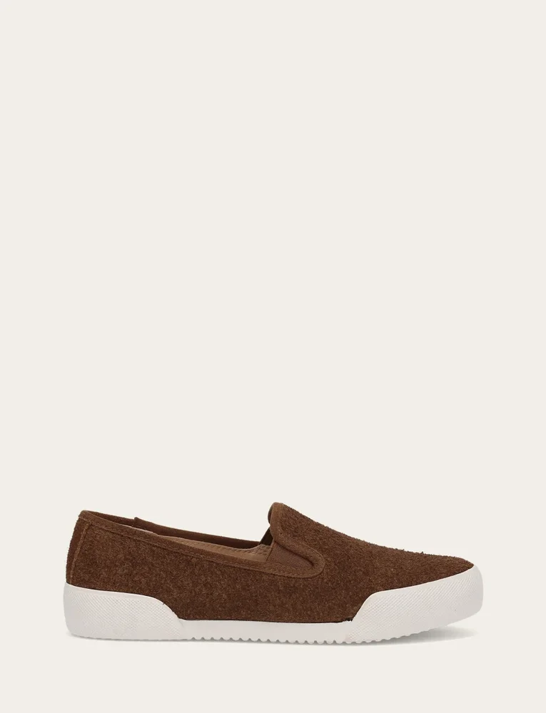 Mia Slip On - Pre-Loved