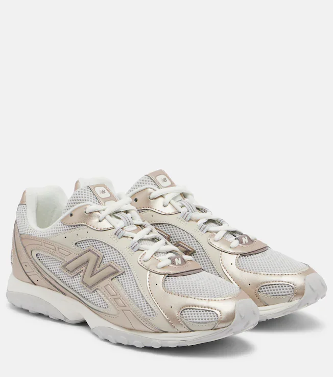 204L sneakers