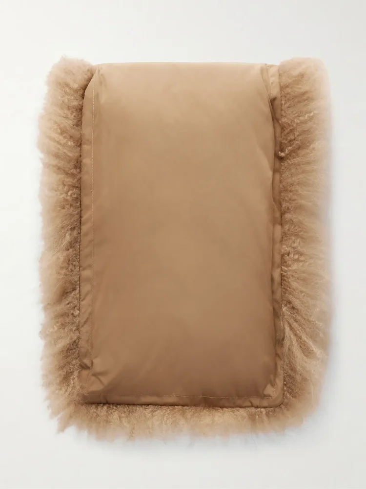 Leather and shealing scarf