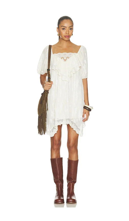 Vickie Dress