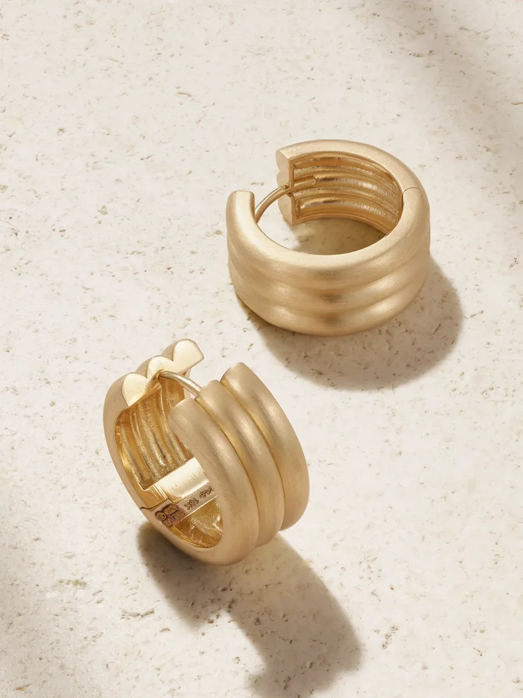 18-karat gold hoop earrings