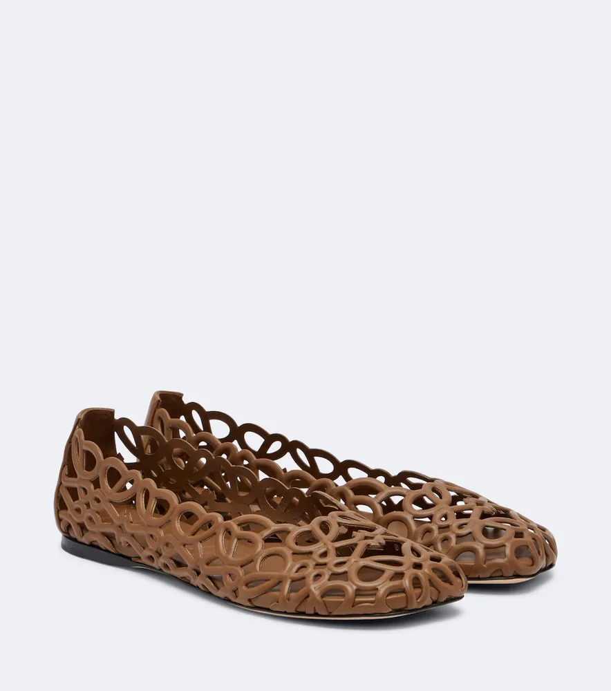 Petal Anagram leather ballet flats (Brown)