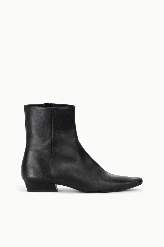 WALLY FLAT ANKLE BOOT