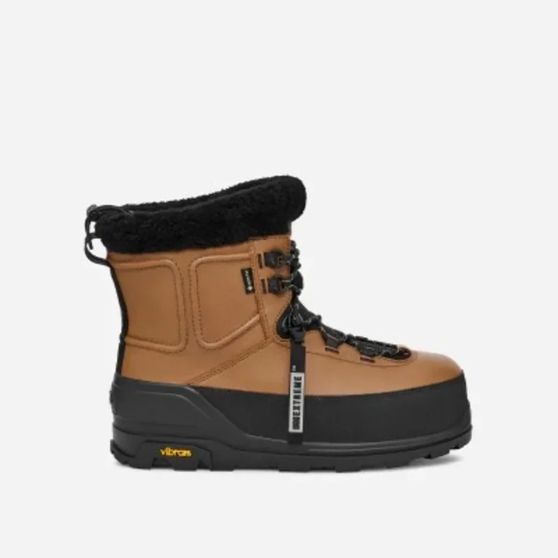 UGG ® Shasta Boot Mid Leather/Waterproof Boots in Chestnut, Size M 7/W 8