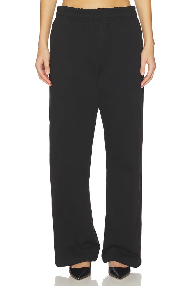 Straight Leg Sweatpant
