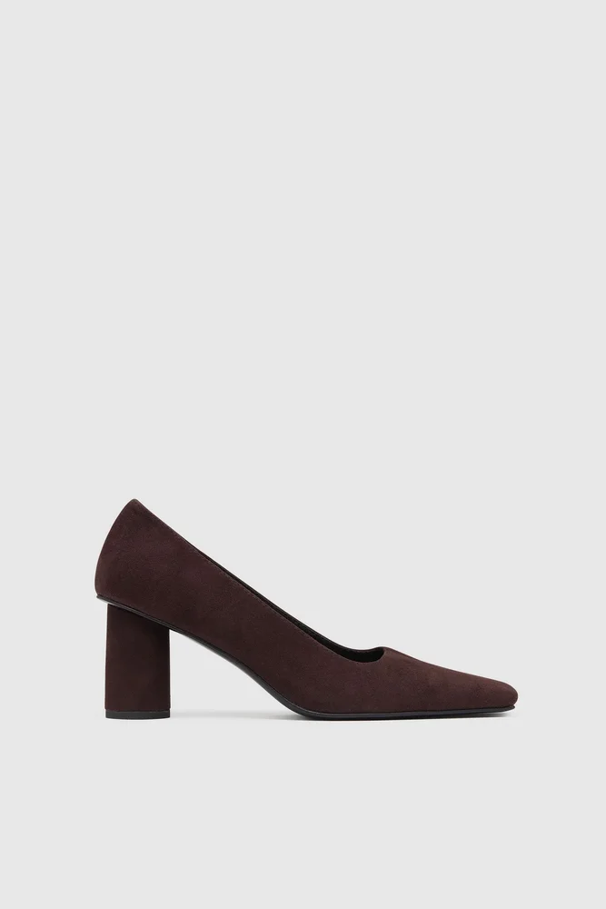 Suede Cylinder Pump