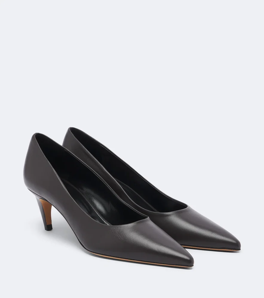 Blade leather pumps
