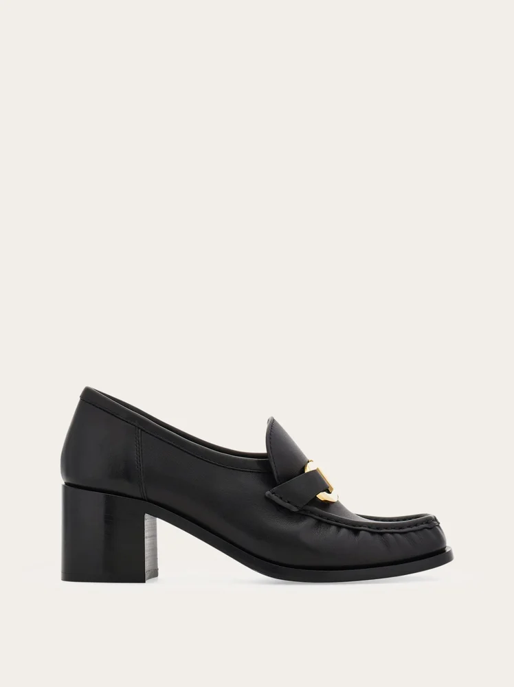 Block heel loafer with Gancini ornament
