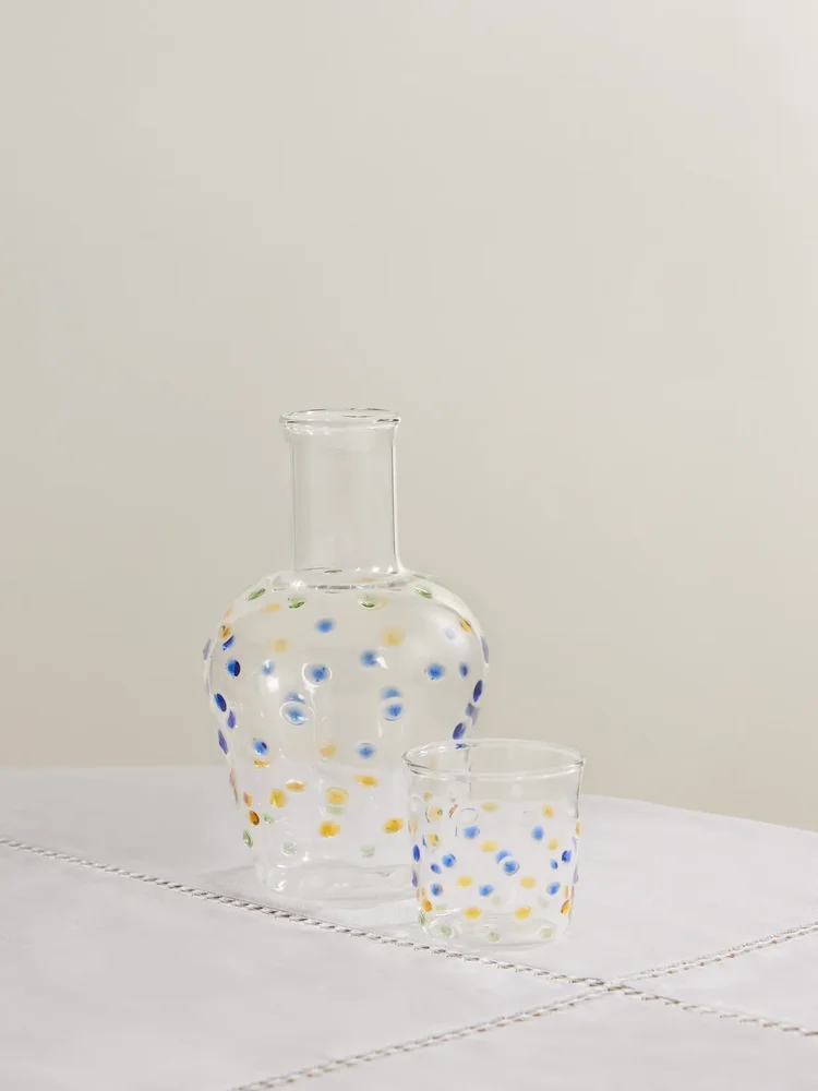 Glass carafe