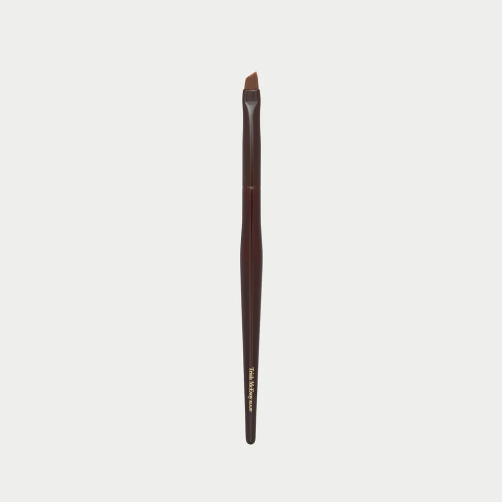 Contour Fan Brush