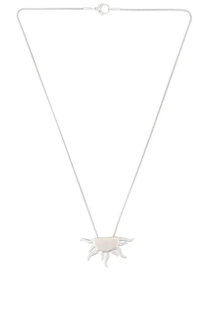 X Leslie Amon Chasing the Sun Statement Chain