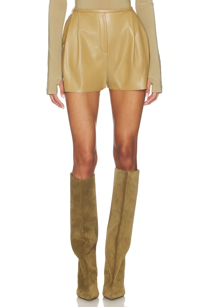 Mens Pleat Short