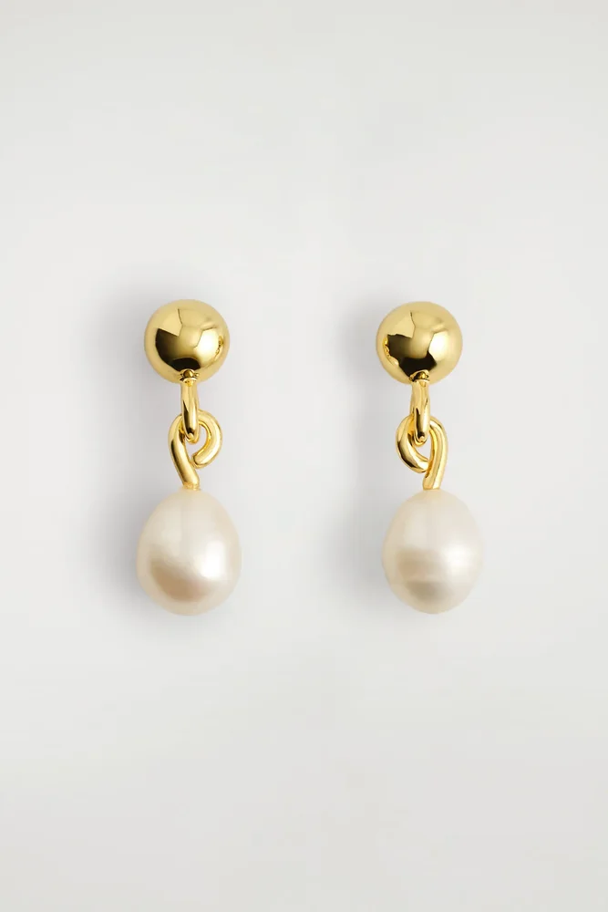 Freshwater Pearl Drop Earrings