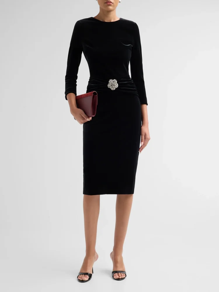 Yaras Velvet Embellished Midi Dress