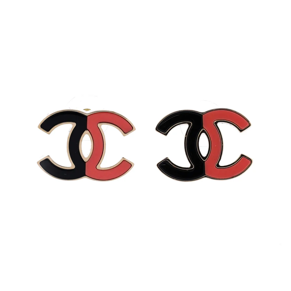 Pre-Owned CC Stud Earrings Metal with Enamel in Black, Gold and Pink
